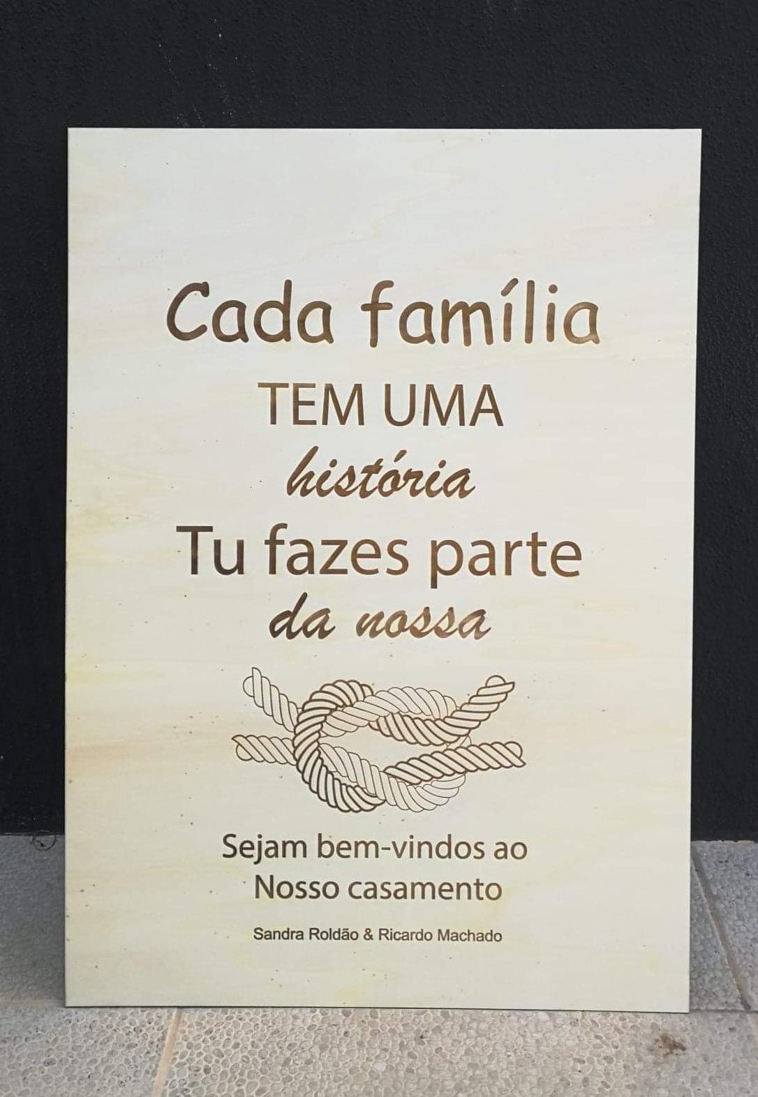 Placa Personalizada em Madeira